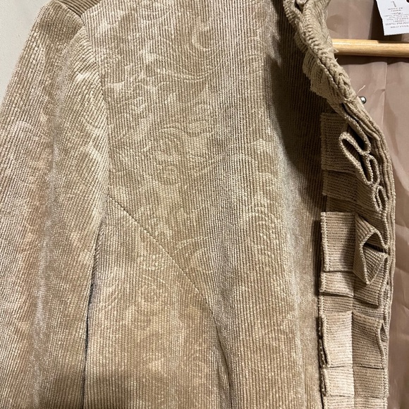 Chico's Beige Corduroy Women's Jacket size 1 NWOT size medium - Picture 3 of 6